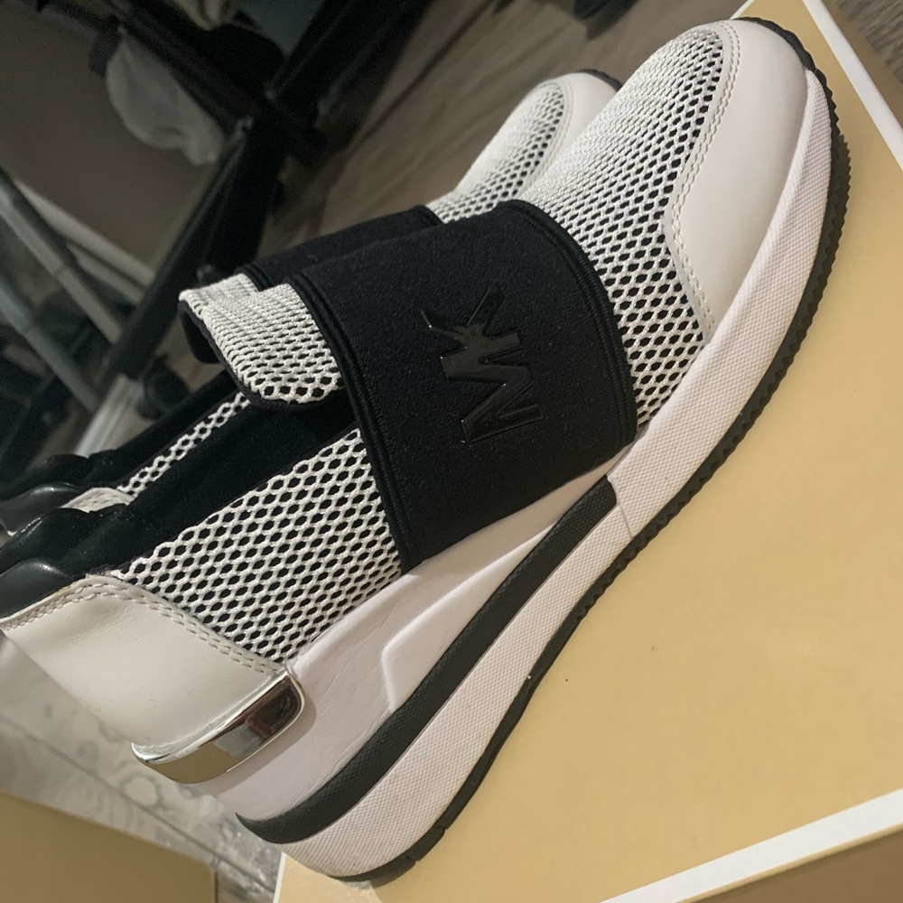 Michael Kors - heeled runners - size 5.5